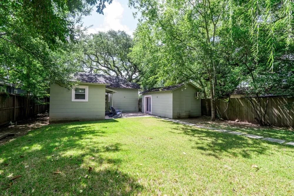 502 Malone Street Tomball, TX 77375