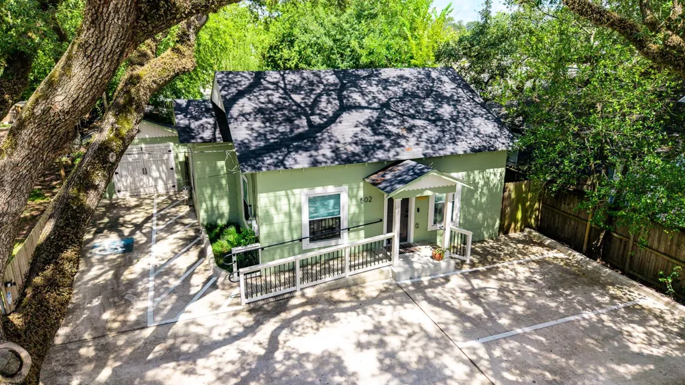 502 Malone Street Tomball, TX 77375