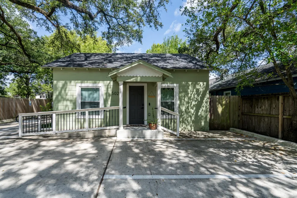 502 Malone Street Tomball, TX 77375