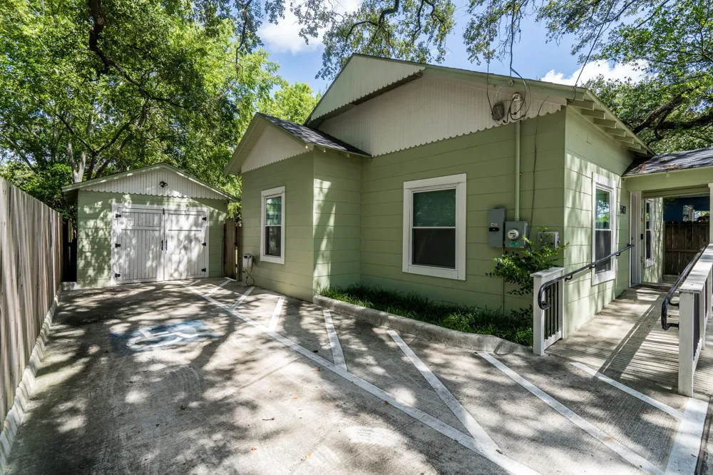 502 Malone Street Tomball, TX 77375