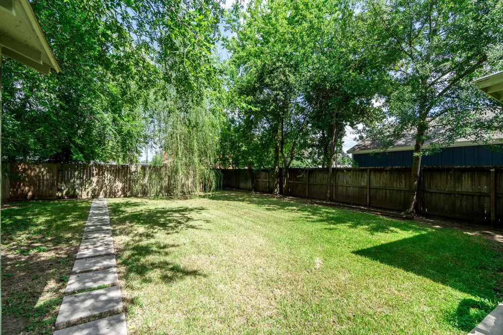 502 Malone Street Tomball, TX 77375