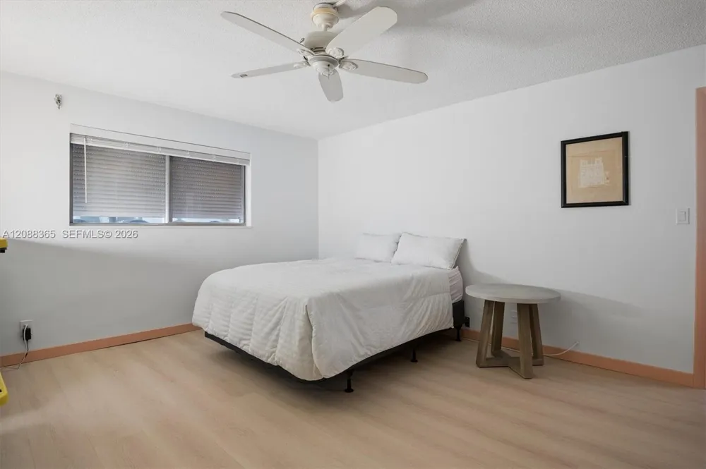 1 Golfview Rd #201 Lake Worth, FL 33460