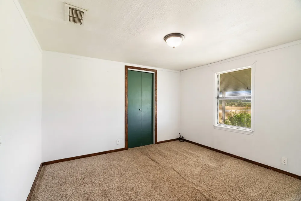 1473 County Road  23900 Brookston, TX 75421