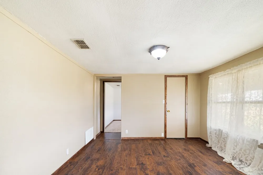 1473 County Road  23900 Brookston, TX 75421