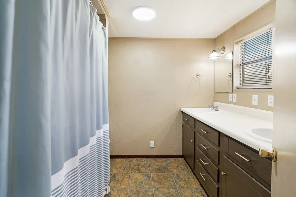 1473 County Road  23900 Brookston, TX 75421