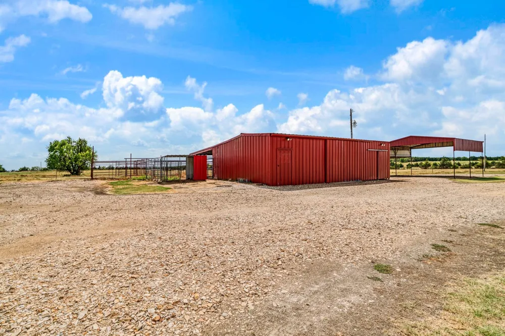 1473 County Road  23900 Brookston, TX 75421