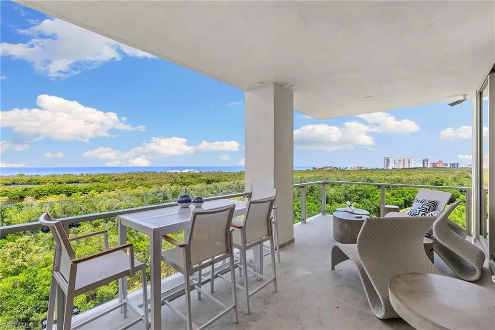 6897 Grenadier Boulevard #704 Naples, FL 34108