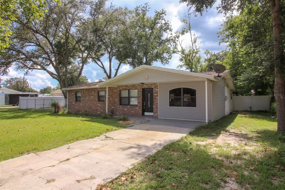 5619 6TH STREET SE Highland City, FL 33846