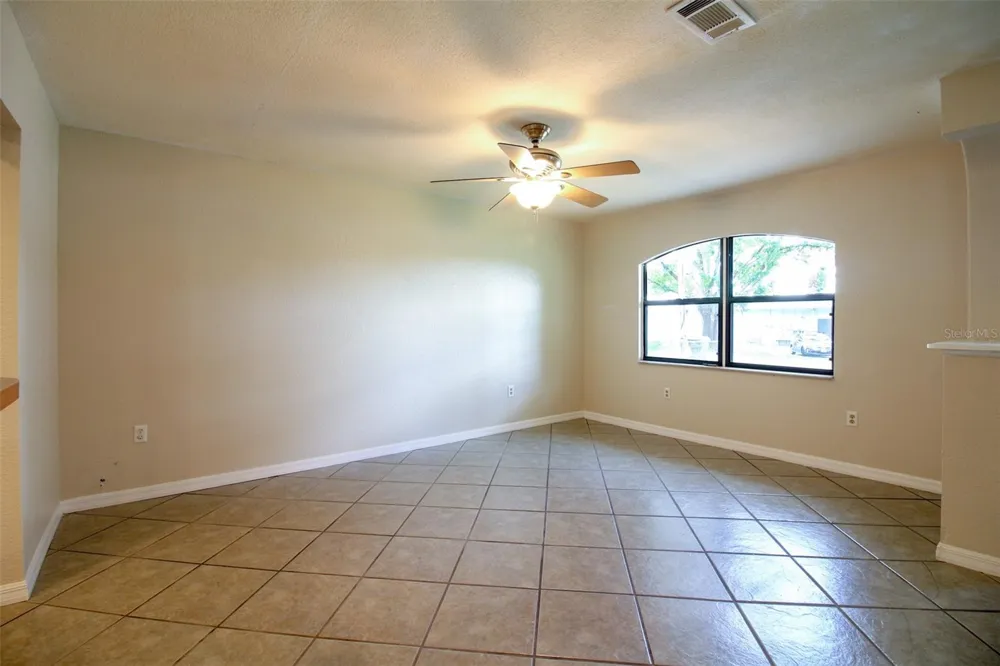5619 6TH STREET SE Highland City, FL 33846