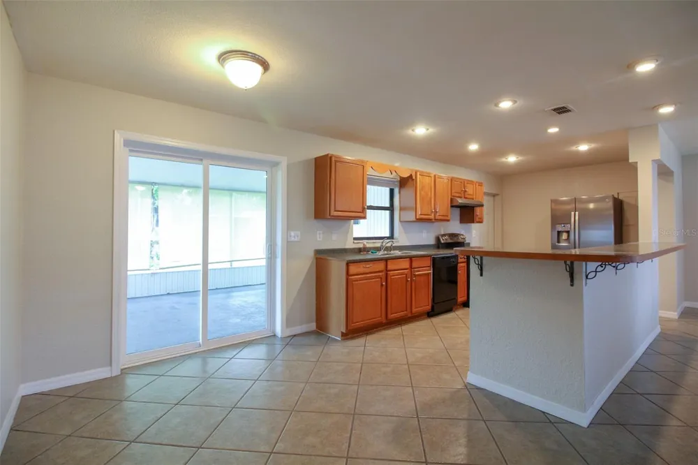 5619 6TH STREET SE Highland City, FL 33846
