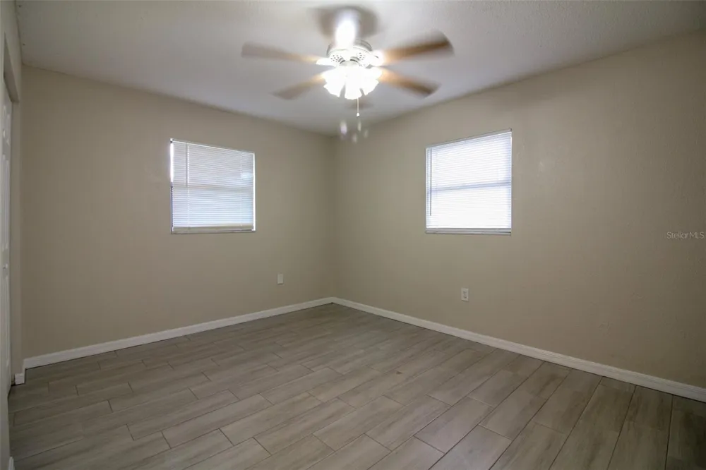 5619 6TH STREET SE Highland City, FL 33846
