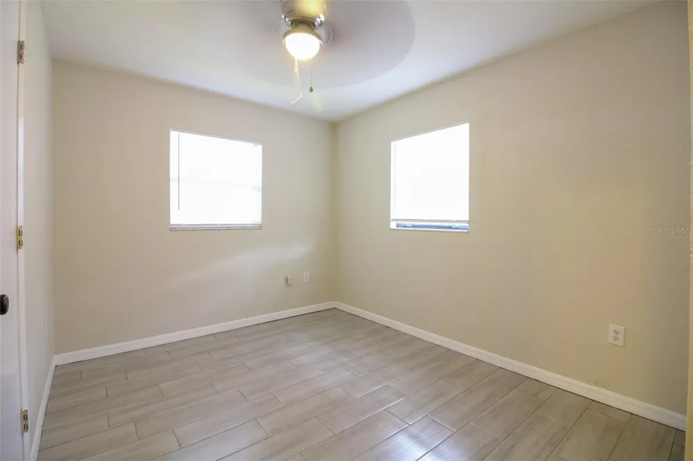 5619 6TH STREET SE Highland City, FL 33846
