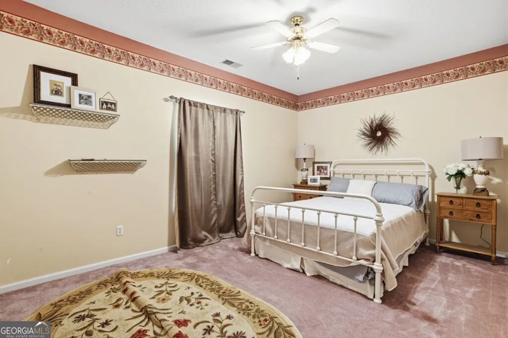 5391 Big Pine RD Garfield, GA 30425