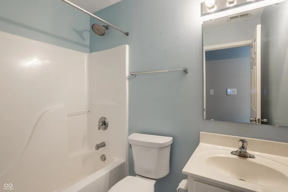 12476 Deerview Drive Noblesville, IN 46060