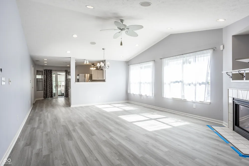 12476 Deerview Drive Noblesville, IN 46060