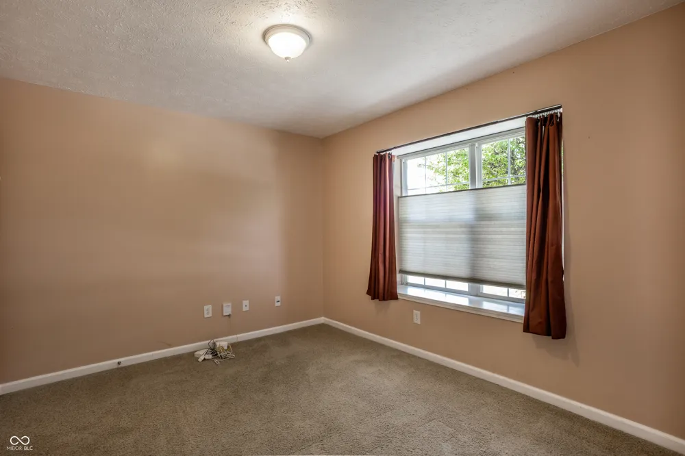 12476 Deerview Drive Noblesville, IN 46060