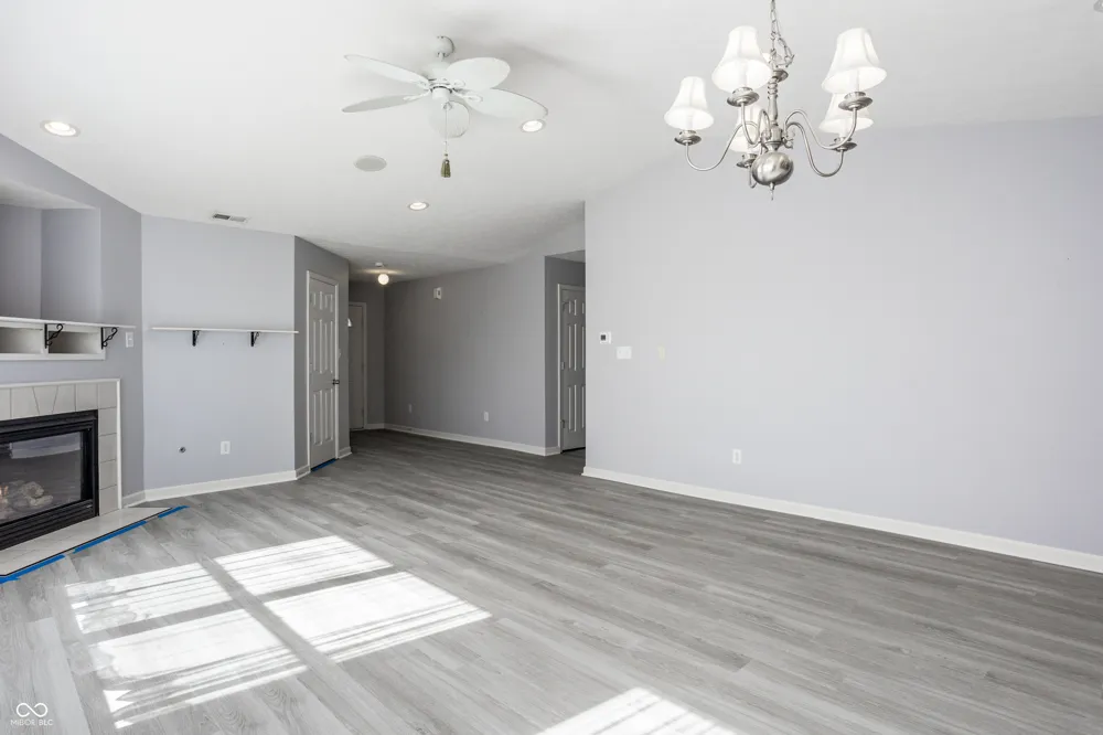 12476 Deerview Drive Noblesville, IN 46060