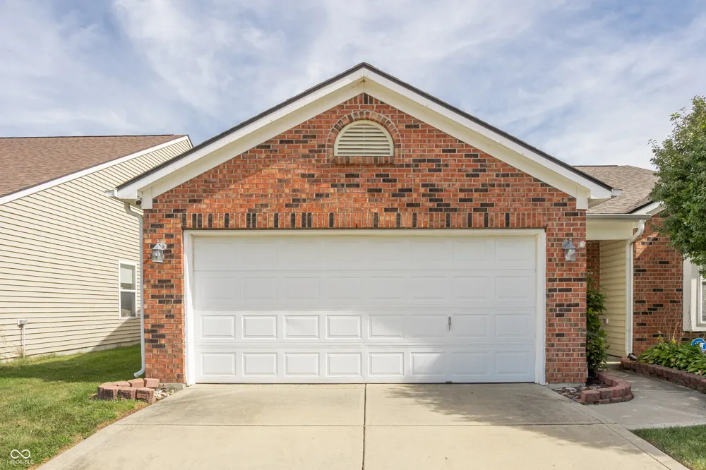 12476 Deerview Drive Noblesville, IN 46060