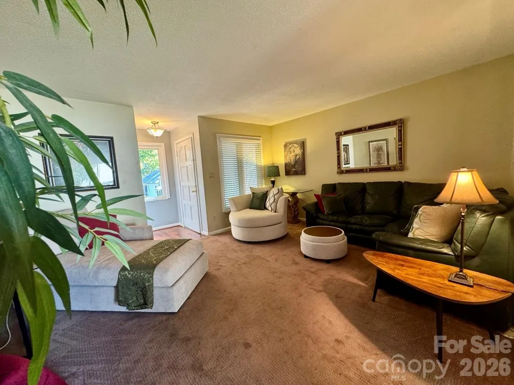 1905 Meadowlark Lane #32 Charlotte, NC 28210