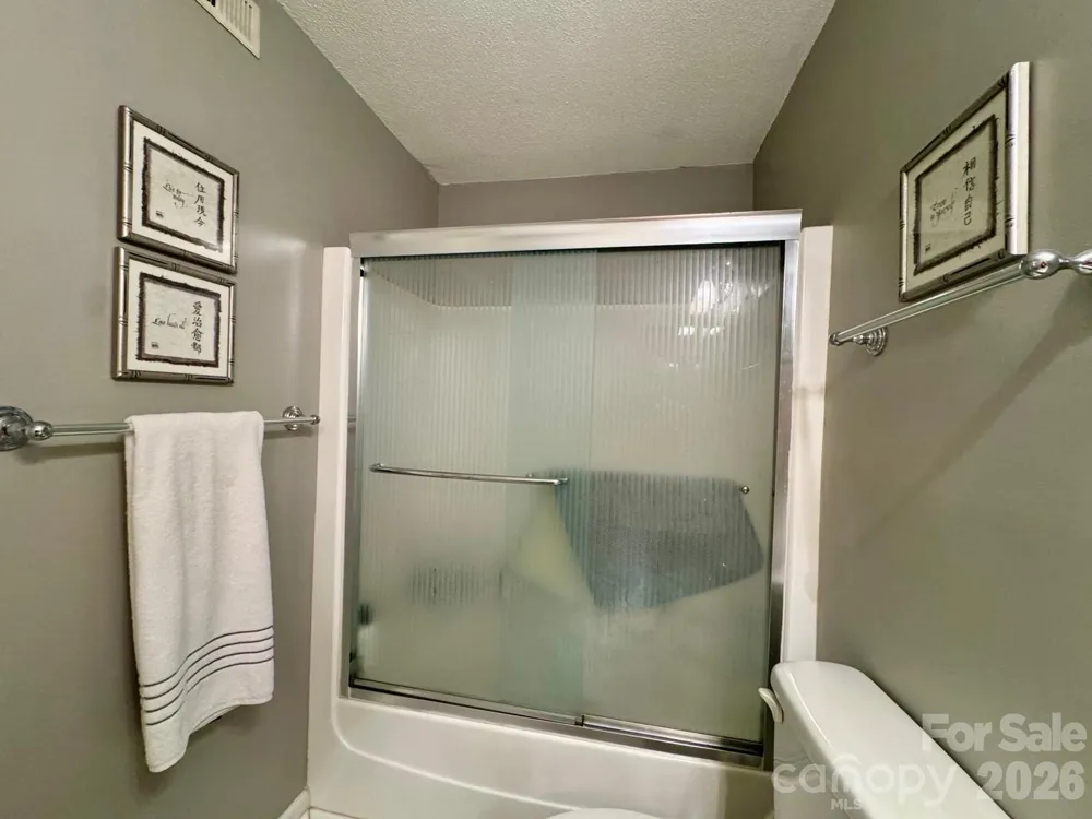 1905 Meadowlark Lane #32 Charlotte, NC 28210