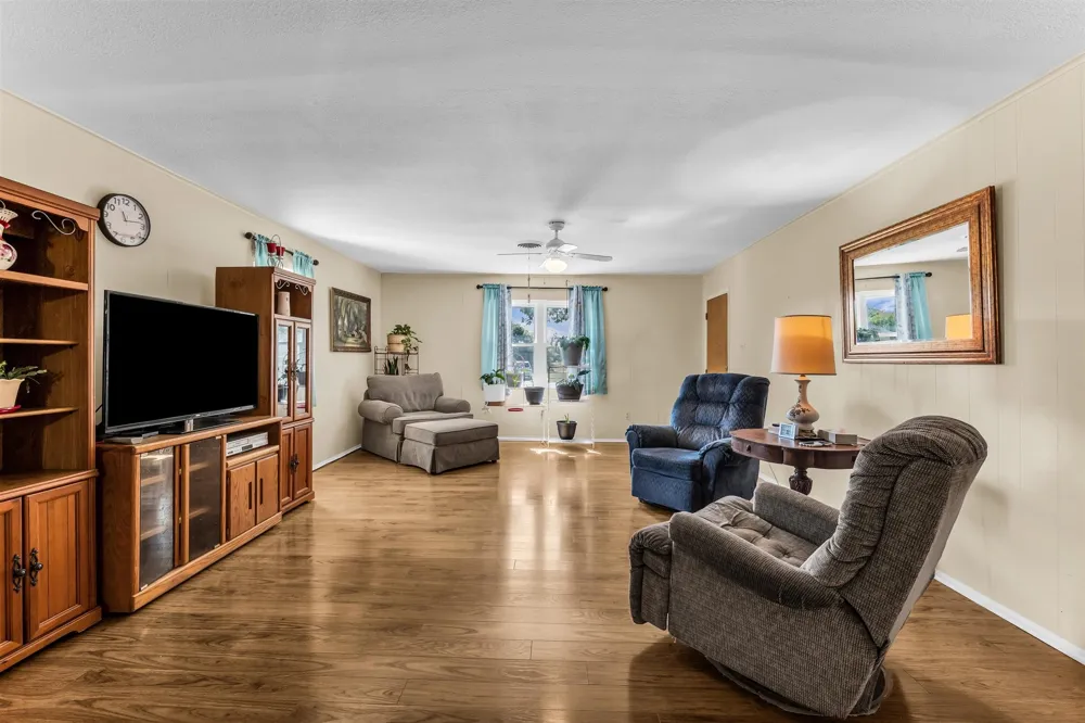 896 Randy Drive Woodway, TX 76712