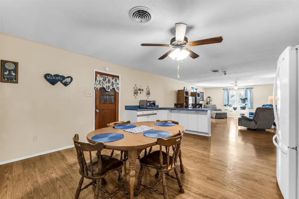 896 Randy Drive Woodway, TX 76712