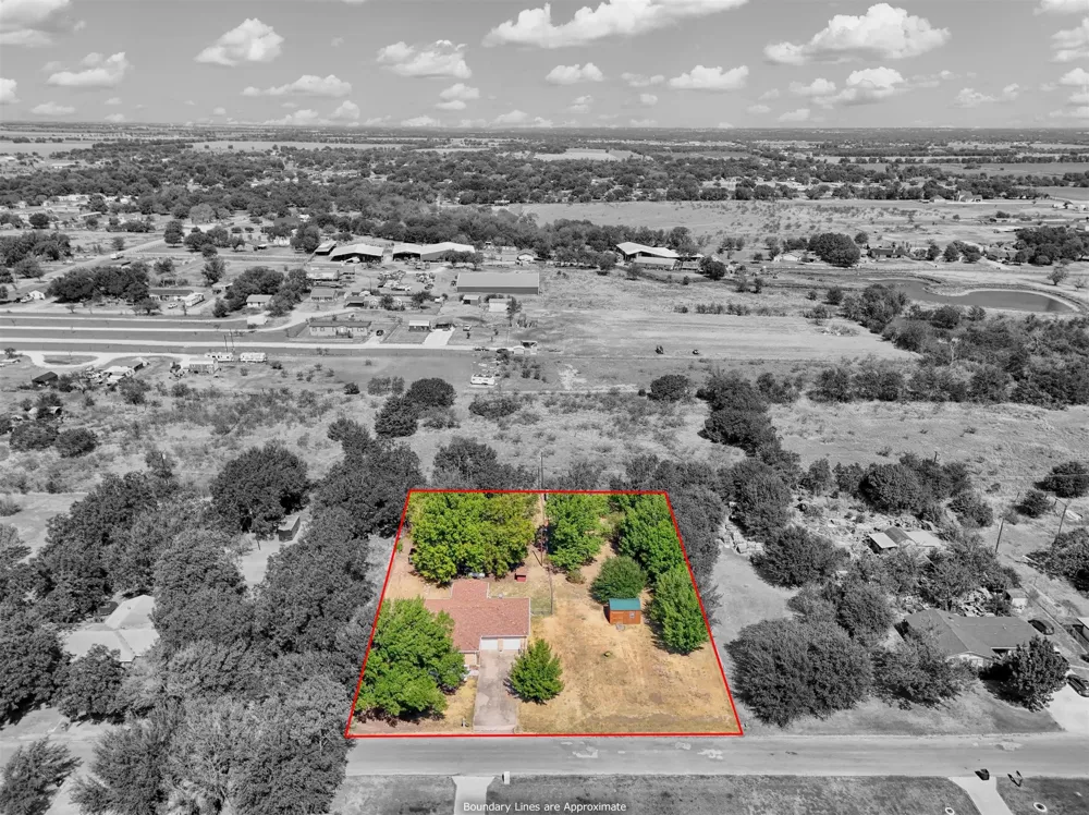 896 Randy Drive Woodway, TX 76712