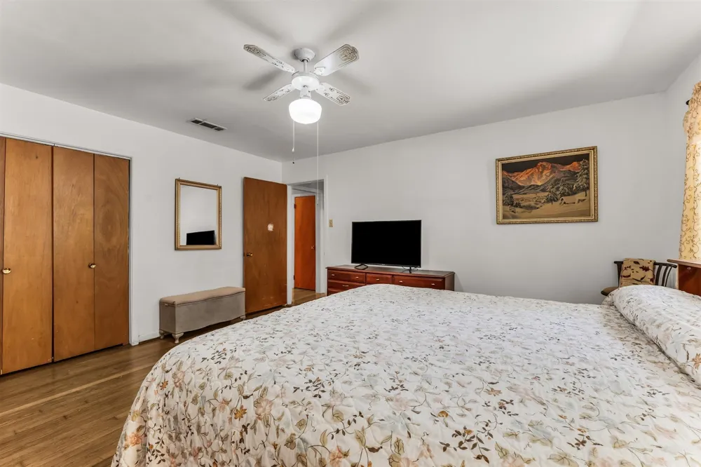 896 Randy Drive Woodway, TX 76712