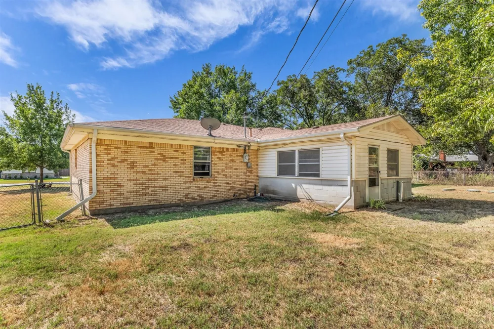 896 Randy Drive Woodway, TX 76712
