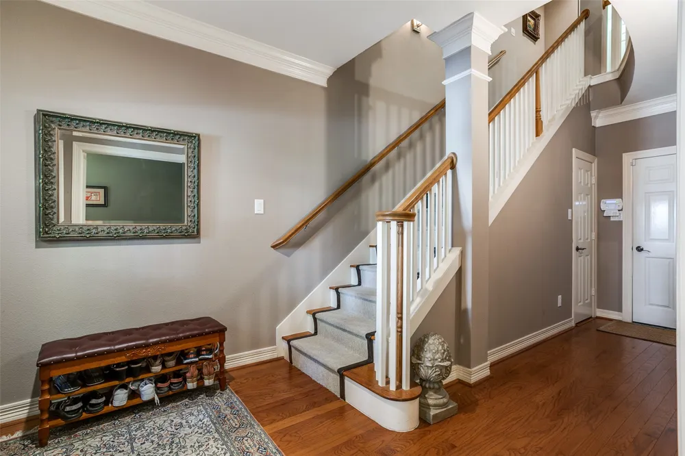 2817 State Street Dallas, TX 75204