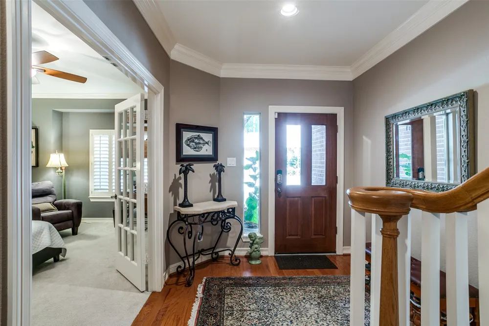2817 State Street Dallas, TX 75204