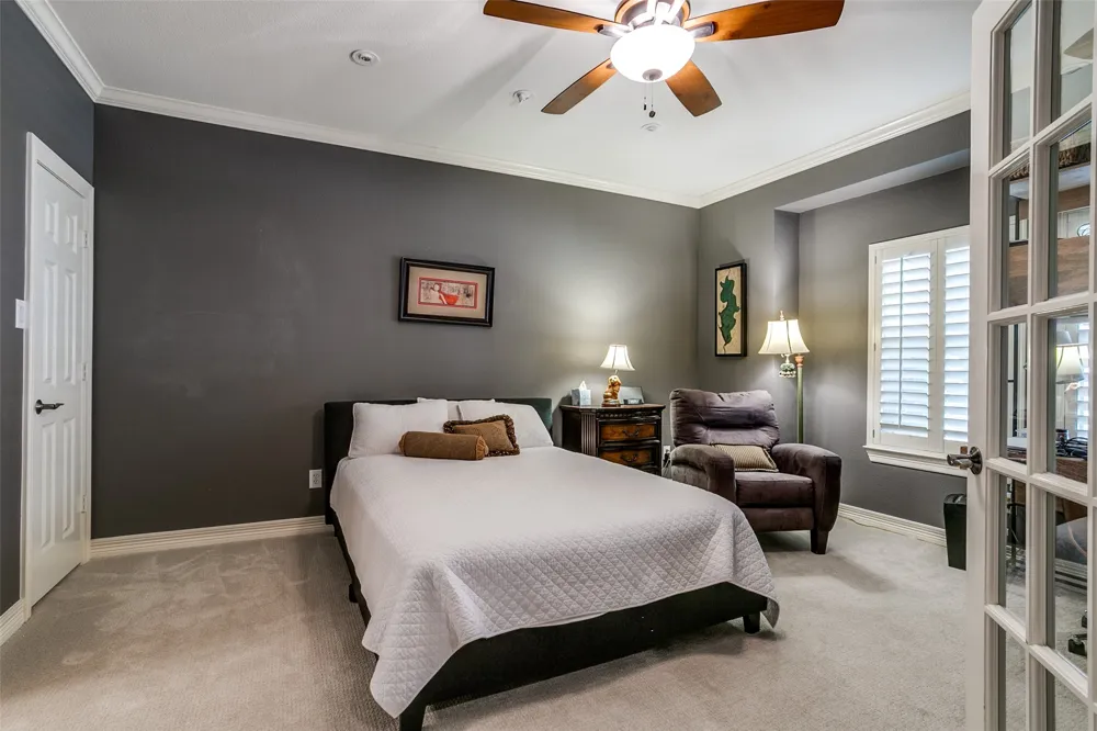 2817 State Street Dallas, TX 75204
