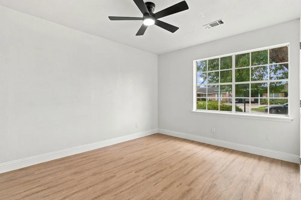 3931 Tiffany Drive Houston, TX 77045