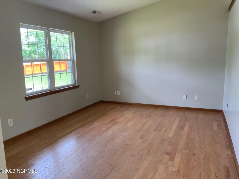110 Littleleaf Court Jacksonville, NC 28540