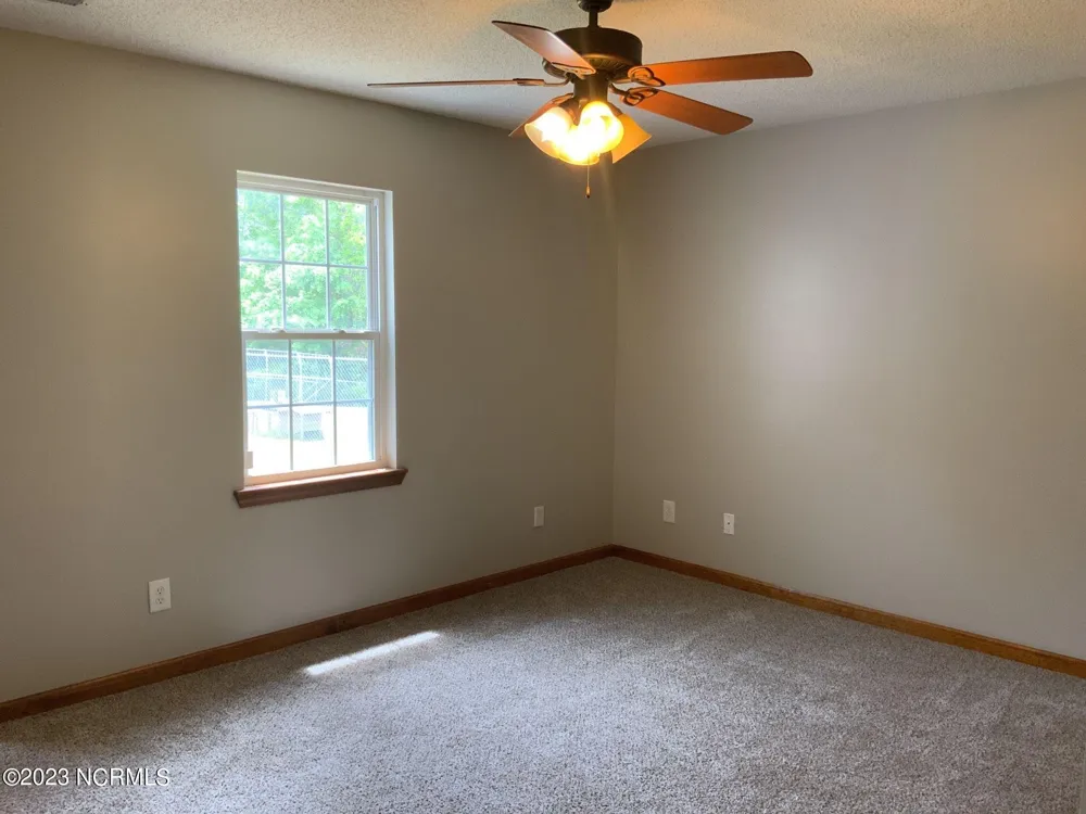 110 Littleleaf Court Jacksonville, NC 28540