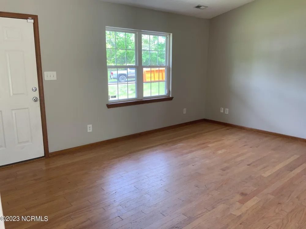 110 Littleleaf Court Jacksonville, NC 28540