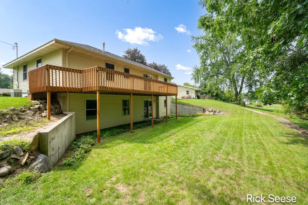 13535 Forest River Drive SE Lowell, MI 49331