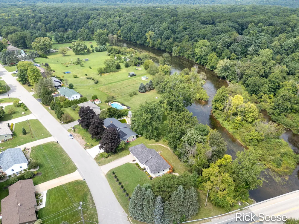 13535 Forest River Drive SE Lowell, MI 49331