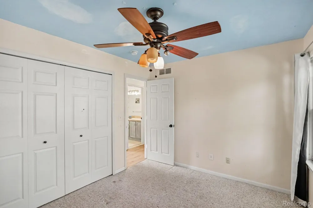 1809 Poppleton Drive West Bloomfield Charter Township, MI 48324