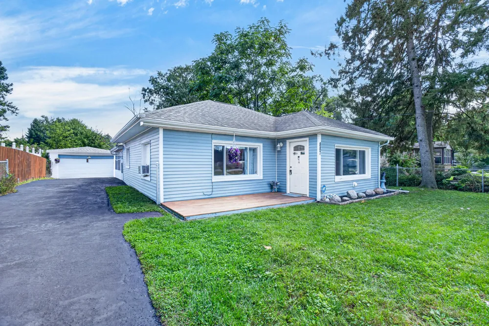 887 Bryant Avenue Jackson City, MI 49202