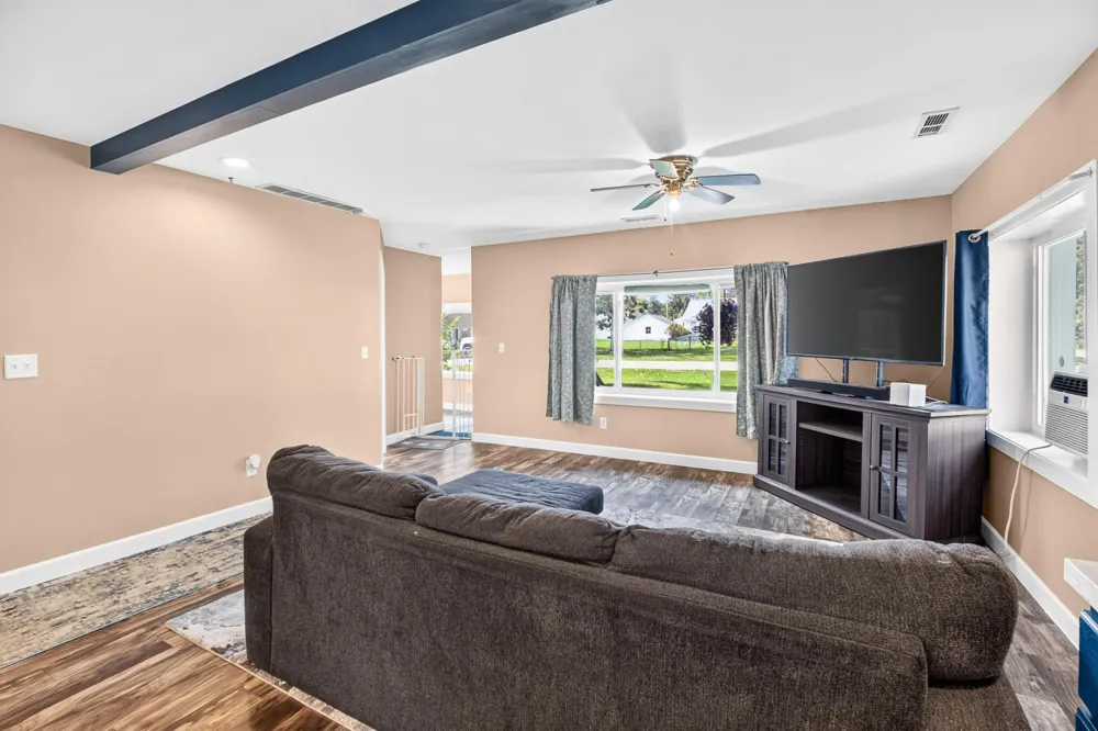 887 Bryant Avenue Jackson City, MI 49202