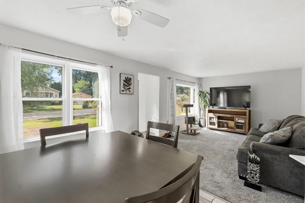 1424 West Street Muskegon Charter Township, MI 49442