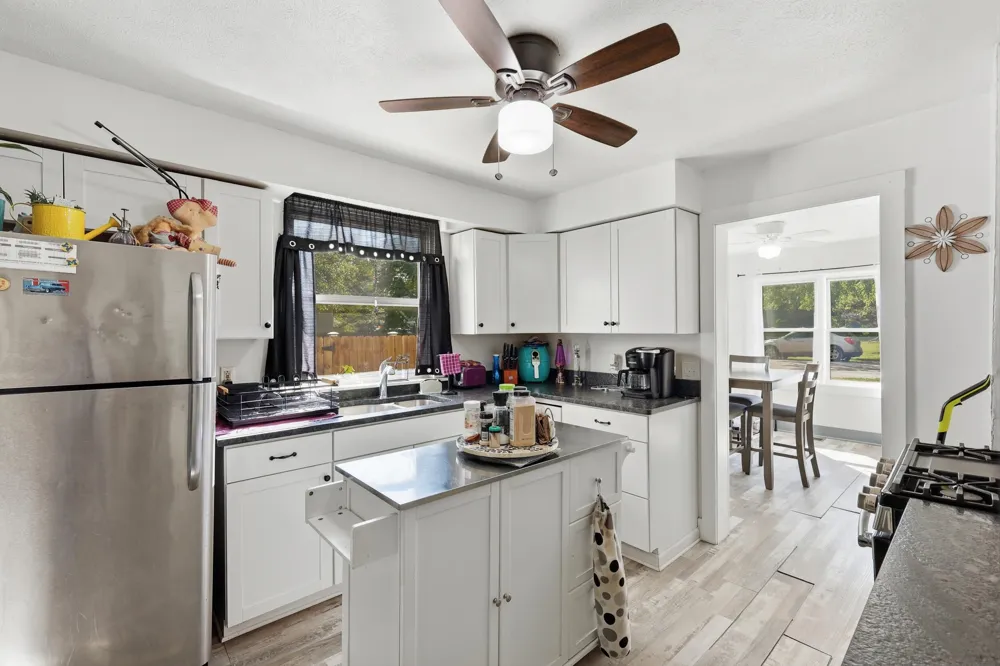 1424 West Street Muskegon Charter Township, MI 49442