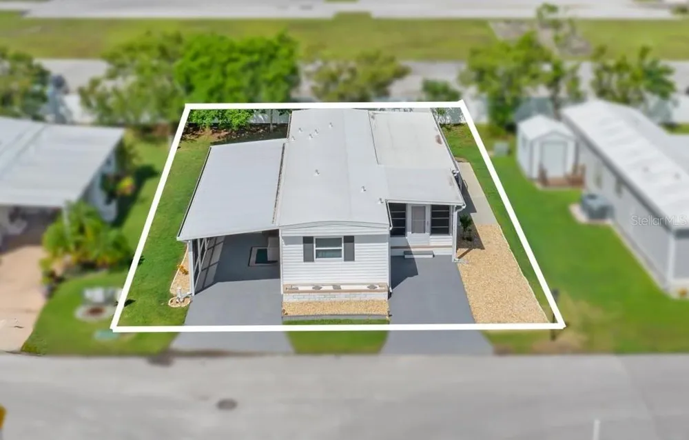 176 W MANATEE LOOP Punta Gorda, FL 33950