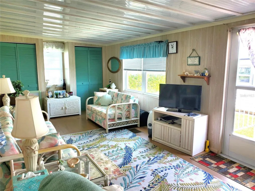 176 W MANATEE LOOP Punta Gorda, FL 33950