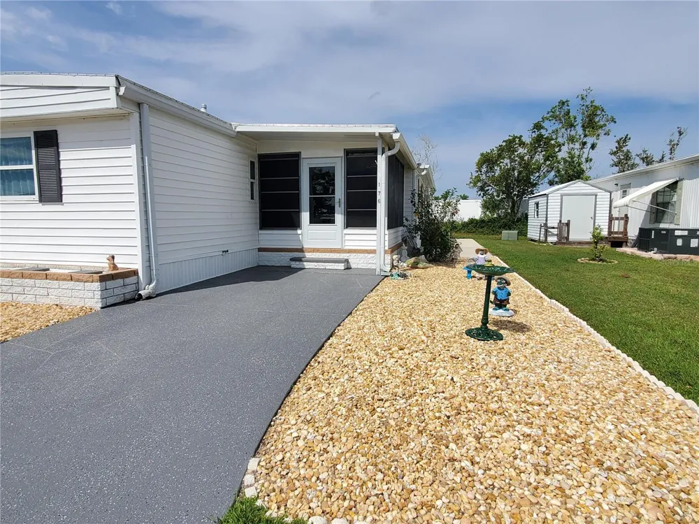 176 W MANATEE LOOP Punta Gorda, FL 33950