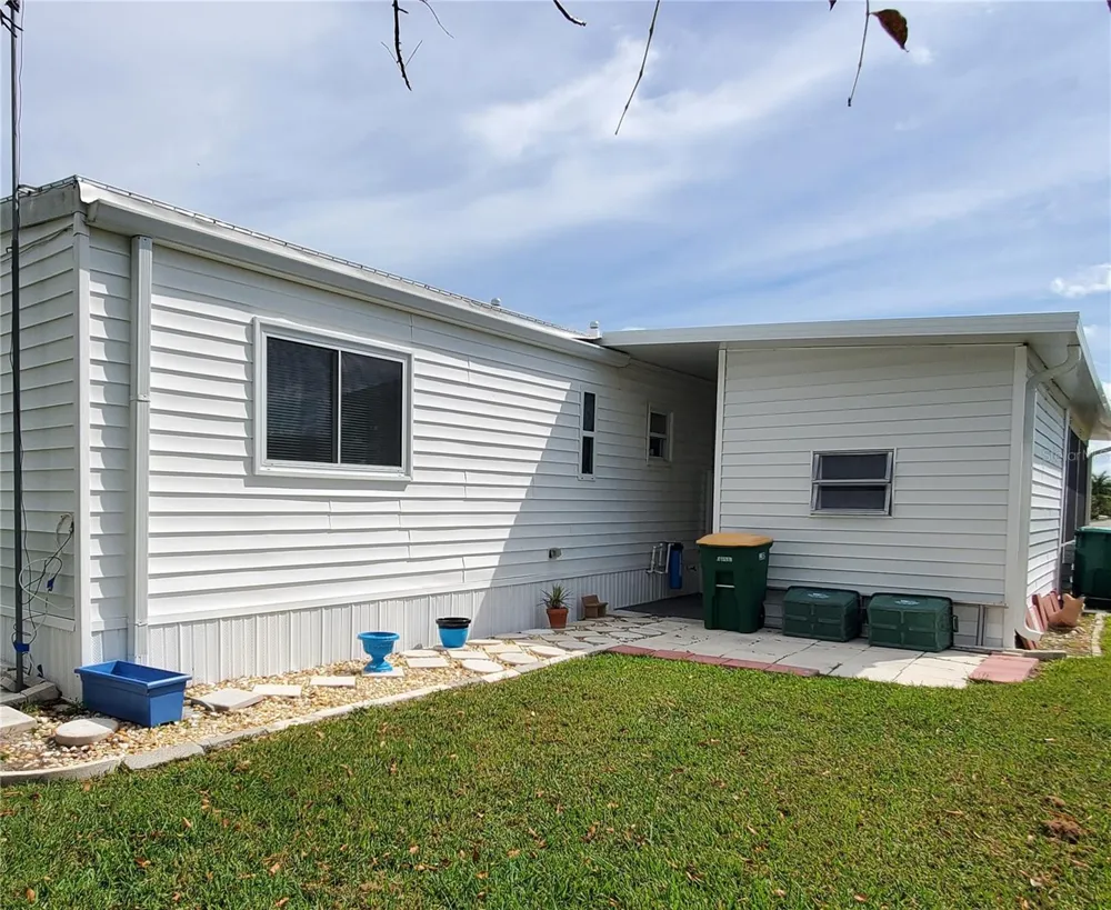 176 W MANATEE LOOP Punta Gorda, FL 33950