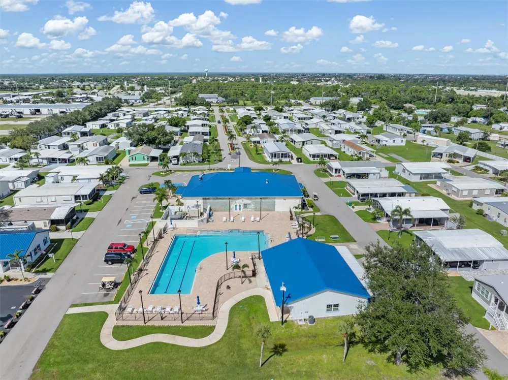 176 W MANATEE LOOP Punta Gorda, FL 33950