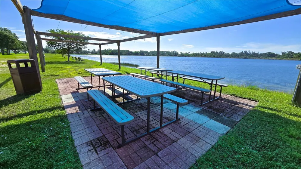 176 W MANATEE LOOP Punta Gorda, FL 33950
