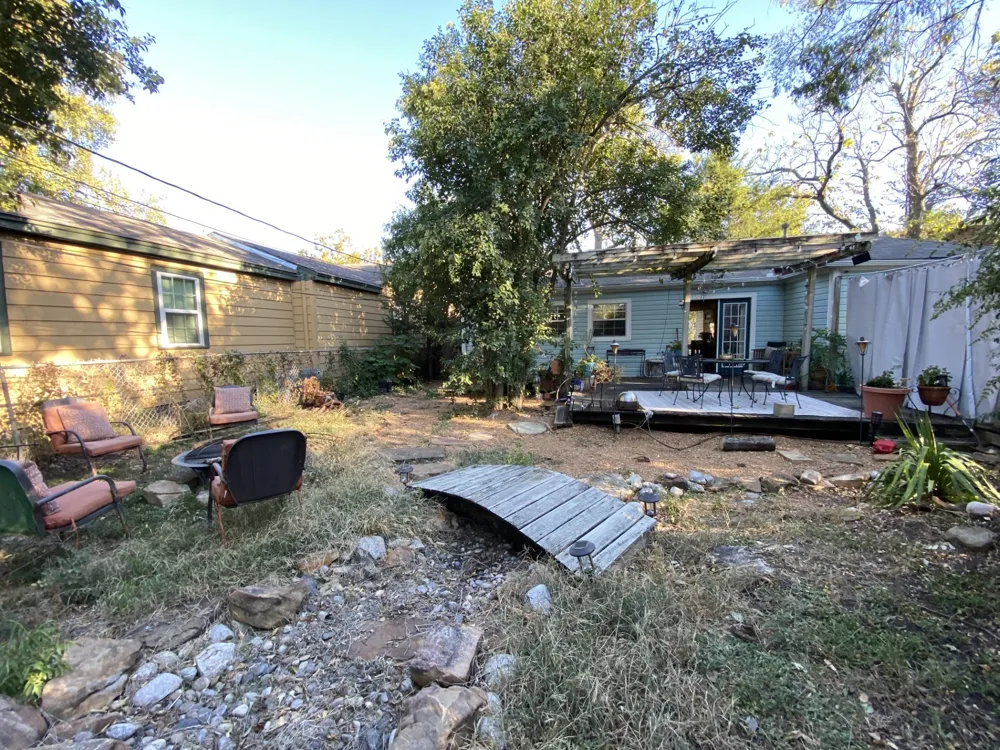 8911 San Fernando Way Dallas, TX 75218